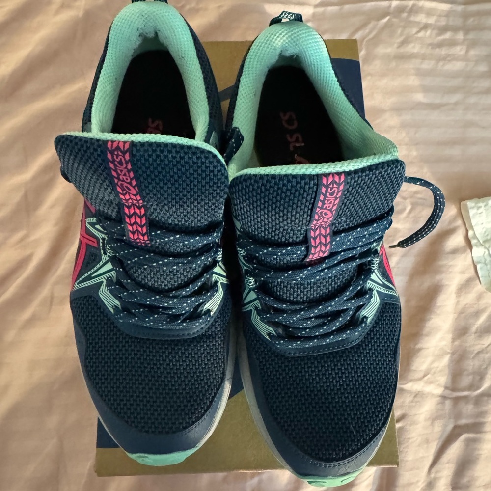 ASICS Gel Women's 8 1/2 Navy and Pink Athletic Shoes with Mint Accents